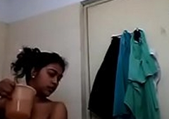 Indian girlfriend Rakhi giving a bath show be worthwhile for their way lover