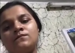 Indian Girl On Video Prayer Laiba Mughal 6