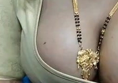 Lickerish Desi wife - Viral sex video