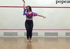 desi girl in tight leggings sexy dance primarily deewani mastani song