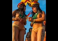Indias de varias tribos indígenas pelo o mundo