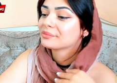 Live wetting : Connecting Hijab