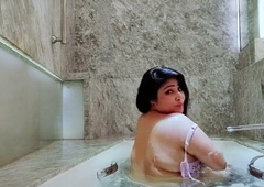 Rajsi verma bathing tub