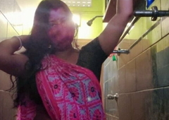 Desi randi housewife Arpita stripping out of her saree and showing it all