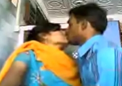 VID-20071207-PV0001-Nagpur (IM) Hindi 28 yrs ancient unmarried girl Veena kissing (Liplock) will not hear of 29 yrs ancient unmarried lover Sanjay at tea shop sexual connection porn video