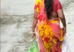 HUGE ASS AND BOOB OF BENGALI SLUT ON ROAD 2