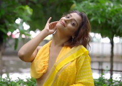 Koyaliya Saree Fashion Shoot