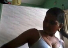 Desi girl selfie nude bath telugurlnv