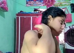 Indian girls nude on live cam 04