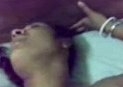 Bangali Hindu aunty bonks her Muslim lover in hotel room – new
