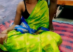 Sex alongside Indian wife in green sari