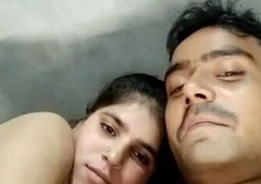 Cute Indian girl has sexual connection with boyfriend