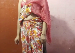 Newly married hot increased by sexy Bhabhi in hot Saree