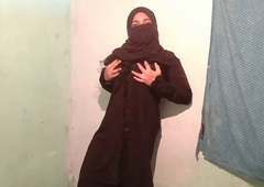 Hijabi unfocused wants hardcore with Hindu