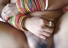 Indian Emily Bhabhi first time XXX Sex with her husband