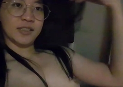 Super sexy cute Asian girl nude show body