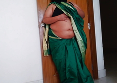 Green Saree Hot Academy Teacher want to Screwed Her 18y old Student - Indian Local Sex (Hindi Audio)