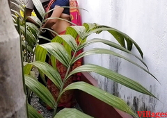 House Garden Clining Time Making love A Bengali Wife With Saree in Open-air ( Official Flick By Villagesex91)