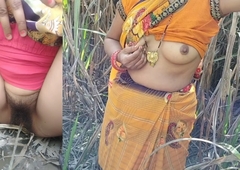 New best indian desi Village bhabhi outdoor pissing porno