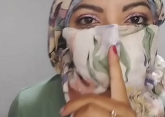 Arab Hijab Wife Masturabtes Silently To Extreme Orgasm Less Niqab REAL SQUIRT While Economize Away