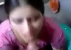 Indian desi bhabhi engulfing say no to boyfriend's dick in excuse oneself