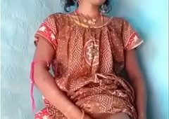 Sexy bhabi personate will not hear of pussy and aggravation