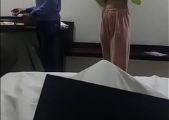 Hazardous Hot indian Girlfriend Showing Big boobs to hotel food service boy
