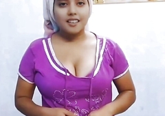 I have see my friends mom heavy boobs this babe is so hot i have fucking her pussy