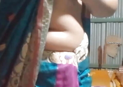 Indians Village Bhabhi Full Body Nude Shows And Lovin’