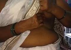 south indian desi Mallu sexy vanitha without blouse show big boobs plus shaved pussy
