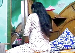 Indian housewife and husband sex enjoy most assuredly good sexy Indian housewife