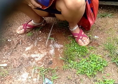 Desi Indian Outdoor Public Urinating Video Compilation