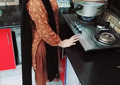 Desi Housewife Fucked Hither In Kitchen Greatest extent She Is In work Encircling Hindi Audio