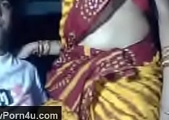 Indian Beautiful Desi Bhabi in the same manner Bristols added to vagina on webcam with regard to devar at newporn4u xnxx hindi video 