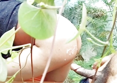 Lovers Sex in the Jungle, viral mms
