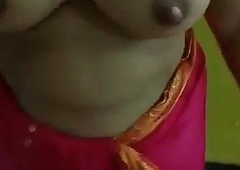 Madurai hot aunty boobs pressing about tamil audio