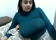 Sexy Indian Wife Big Boobs MILF Law Insusceptible to Webcam - www.thesluttycams.com
