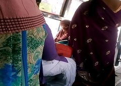 Heavy Yon Aunty regarding bus more visit indianvoyeur porn video 